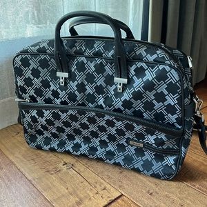 Tumi laptop briefcase with shoulder strap